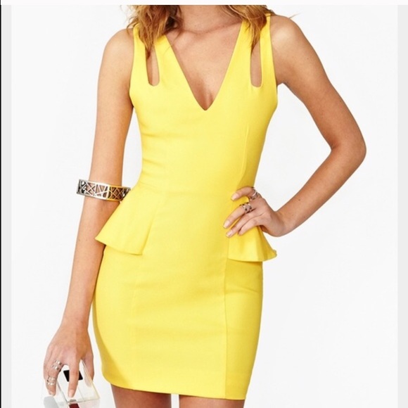 🌼Unworn Bodycon Dress by NastyGal - Picture 2 of 4