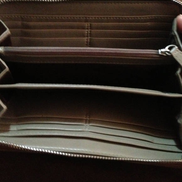Wallet - Picture 2 of 3