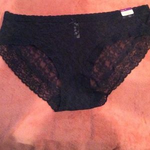 2 pairs 26/28 panties new