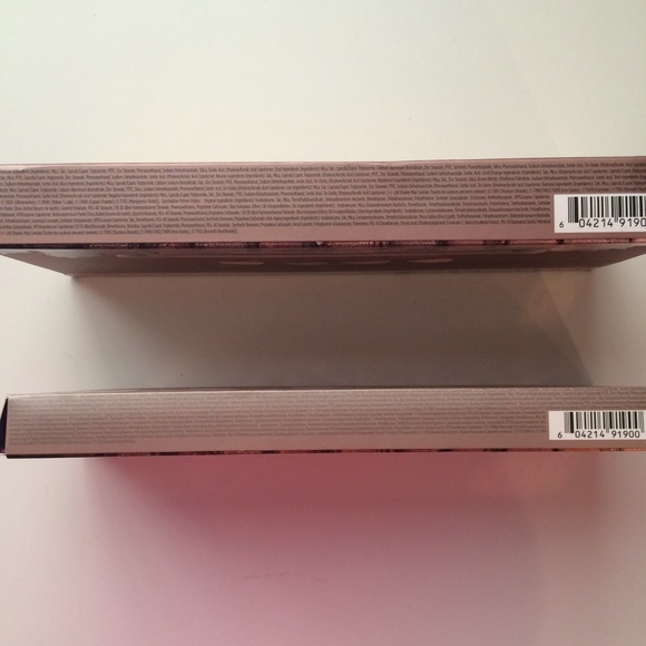 Authenticating a Urban decay Naked 3 palette - Picture 3 of 4