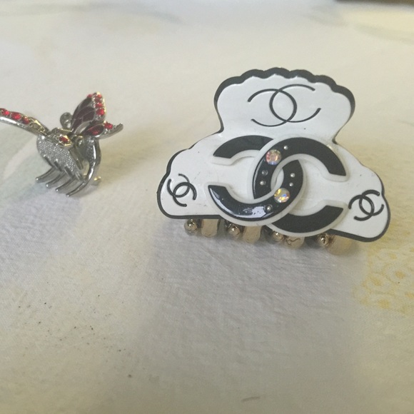 Hair clips