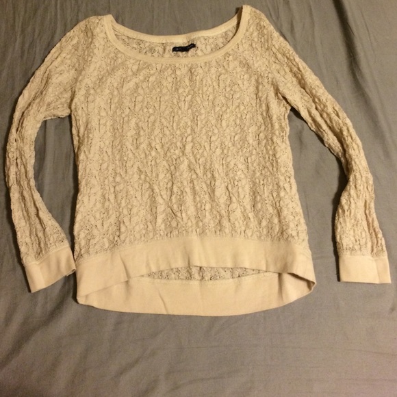 Long sleeve American Eagle shirt