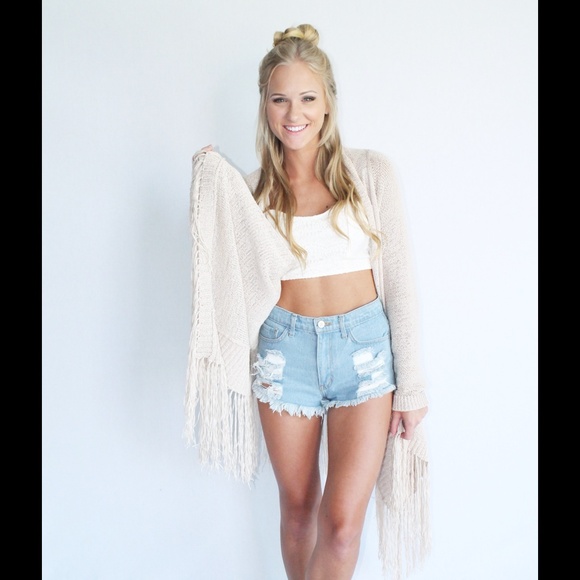 Denim cutoff shorts - Picture 2 of 4