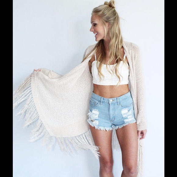 Denim cutoff shorts - Picture 3 of 4