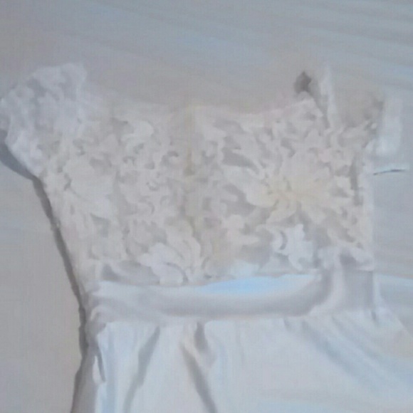 Dress - Picture 2 of 4