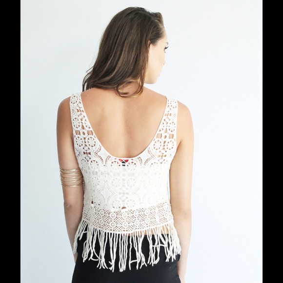 Crochet Fringe Crop Top - Picture 4 of 4