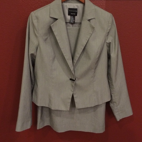 Jackets & Blazers - Size 14 silver/gray 2 piece skirt suit