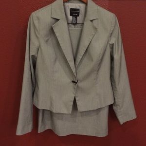 Size 14 silver/gray 2 piece skirt suit