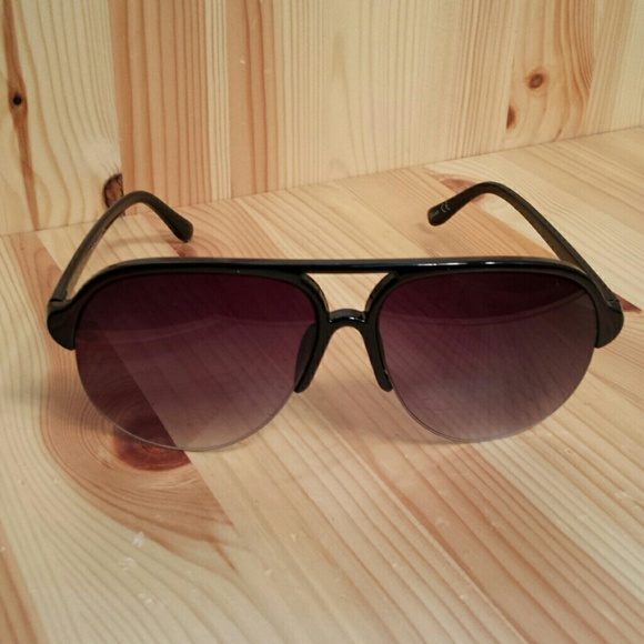 Flashy 44s Black Sunglasses