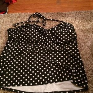 Bathing suit top size xl