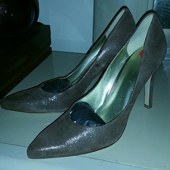 Nine West high heel shoe