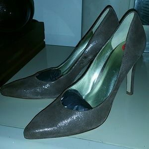 Nine West high heel shoe