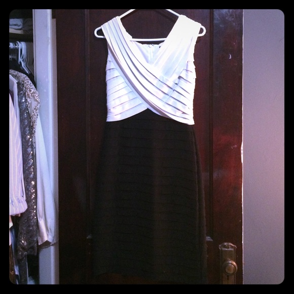 Adrianna Papell black and white dress