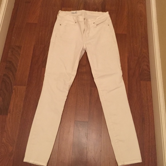 White jeans (tight fit)