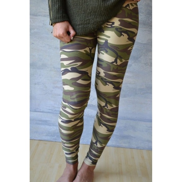 Camouflage Leggings (Novelty/Camo leggings)