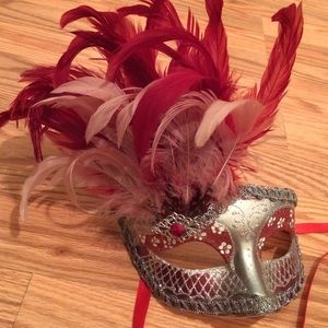 Red/silver Mask