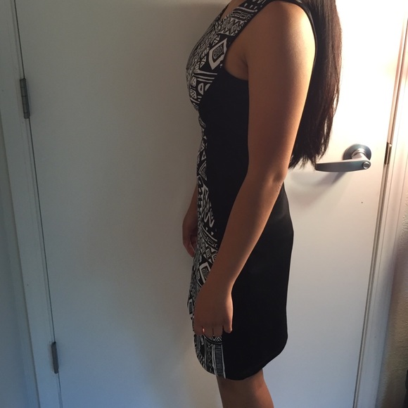 Dress for sale - Picture 3 of 3