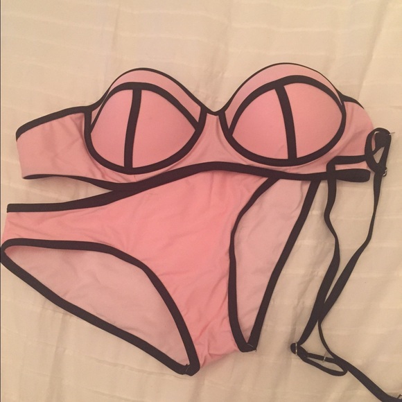 Push up bikini set w/ removable straps