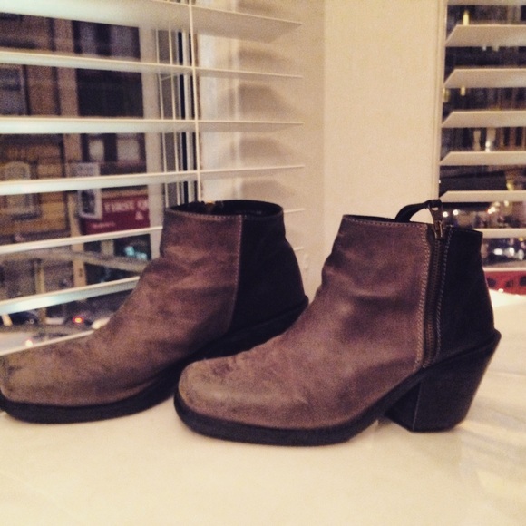 Two Toned Black Grey Aldo Booties