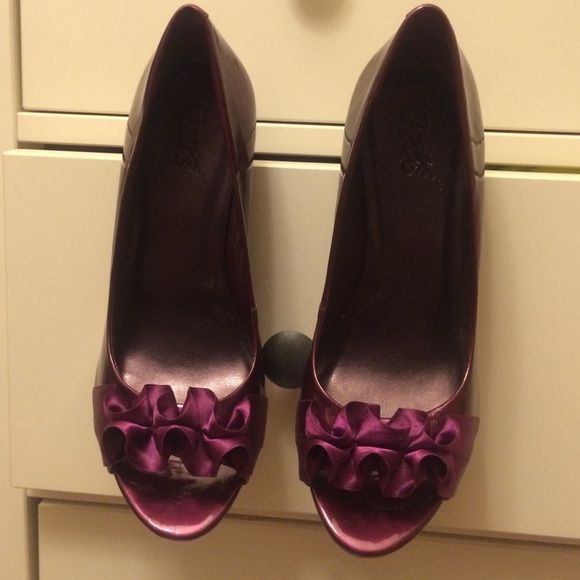 SOLD Purple peep ribbon high heels pump shoes