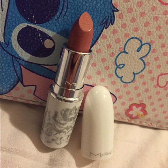 MAC *RARE* Antiquitease Ultra Madame Lipstick