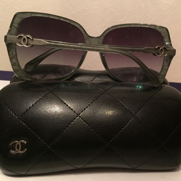 CHANEL sunglasses