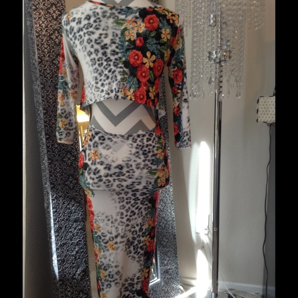 Floral and cheetah print pencil dress w/ open back - Picture 2 of 4