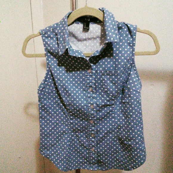 Forever 21 Tops - ❌sold❌Chambray polka dot shirt