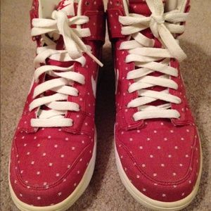 Red Nike Shoes