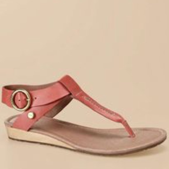 GENUINE LEATHER FOSSIL SANDALS