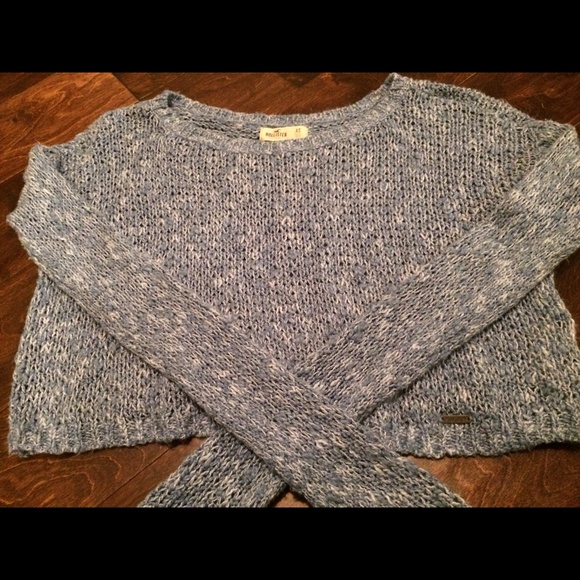 Sweater crop top