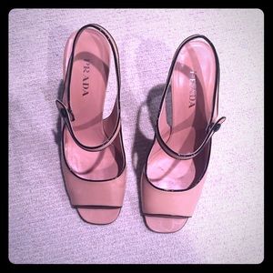Prada nude patent heels. Flash sale❤️💜🎀