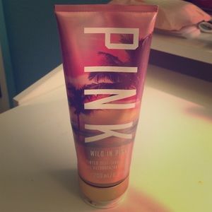 Pink Vs Wild in Pink self-tanner 💕LIMITED EDITION