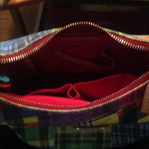 Dooney and Bourke plaid purse - Picture 3 of 4