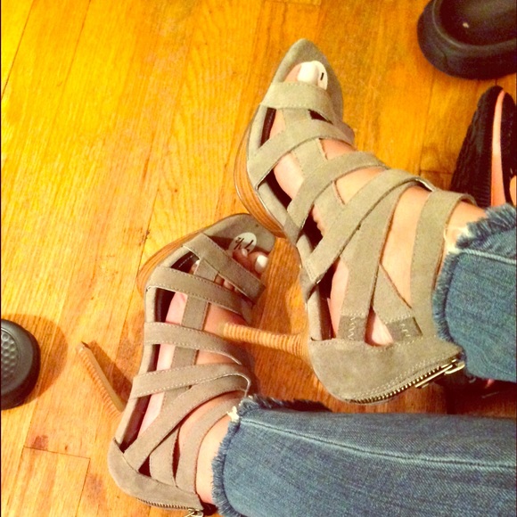 Brand New square toe BCBG scrappy heels.