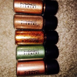 Limited eye shadows kit