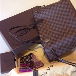 Louis Vuitton Neverfull MM