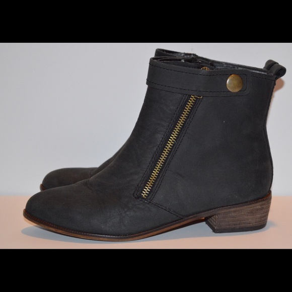 Kelsi Dagger Brooklyn Valentina Ankle Boot - Picture 2 of 2