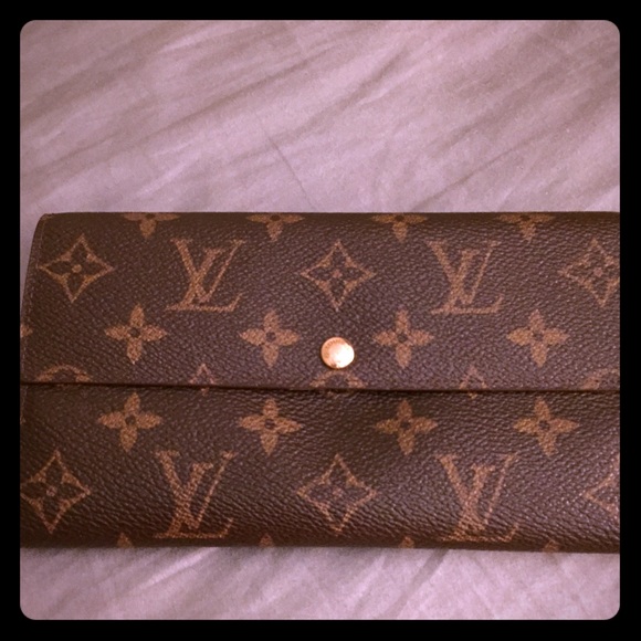 Authentic Louis Vuitton wallet