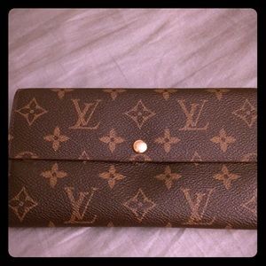 Authentic Louis Vuitton wallet