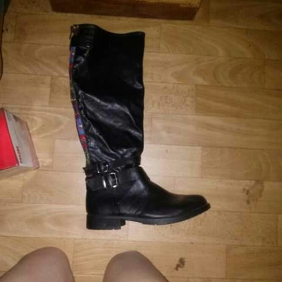 Black Leather Boots