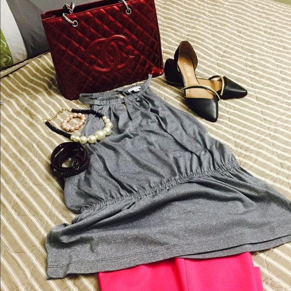 Elegant Calvin Klein Silver Metallic Top NWOT - Picture 3 of 3