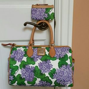 Dooney & Bourke Satchel/ Coin Purse