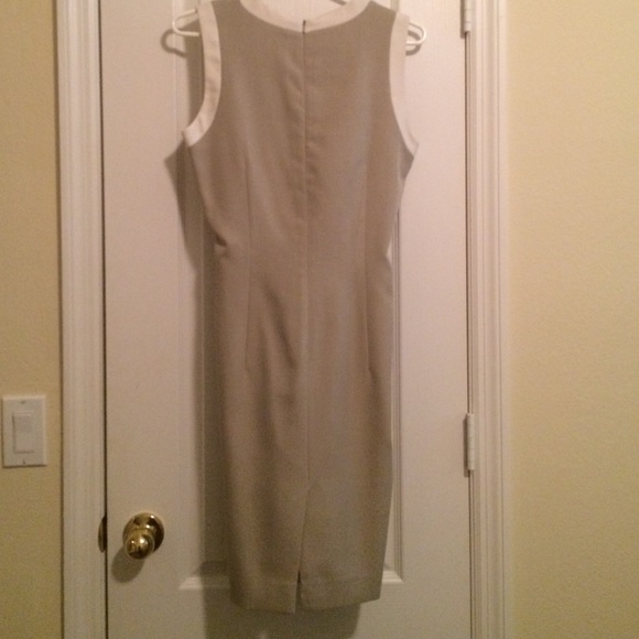 Dress - Picture 2 of 4