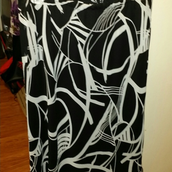 TAKING offers . past the knee skirt size small