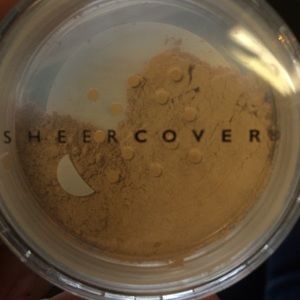 Sheer cover mineral foundation