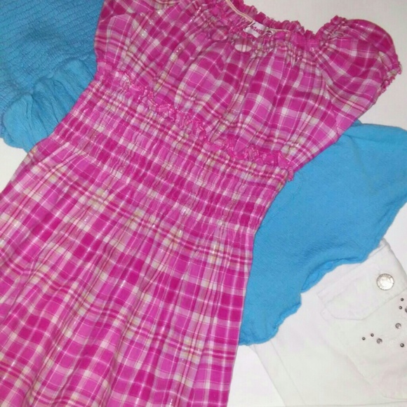 2 dresses and 1 pair of white jeans