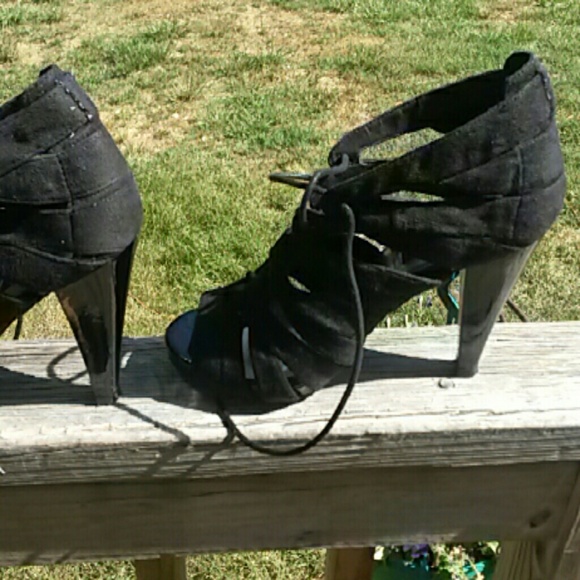 Lace up heels - Picture 3 of 4