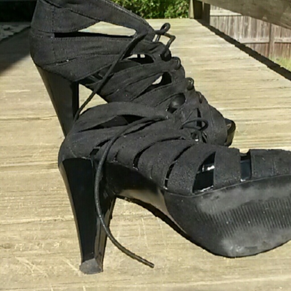 Lace up heels - Picture 4 of 4