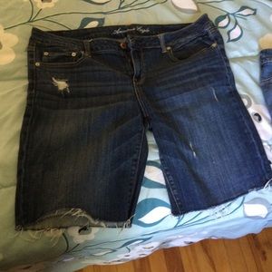 American Eagle dark wash Bermuda shorts